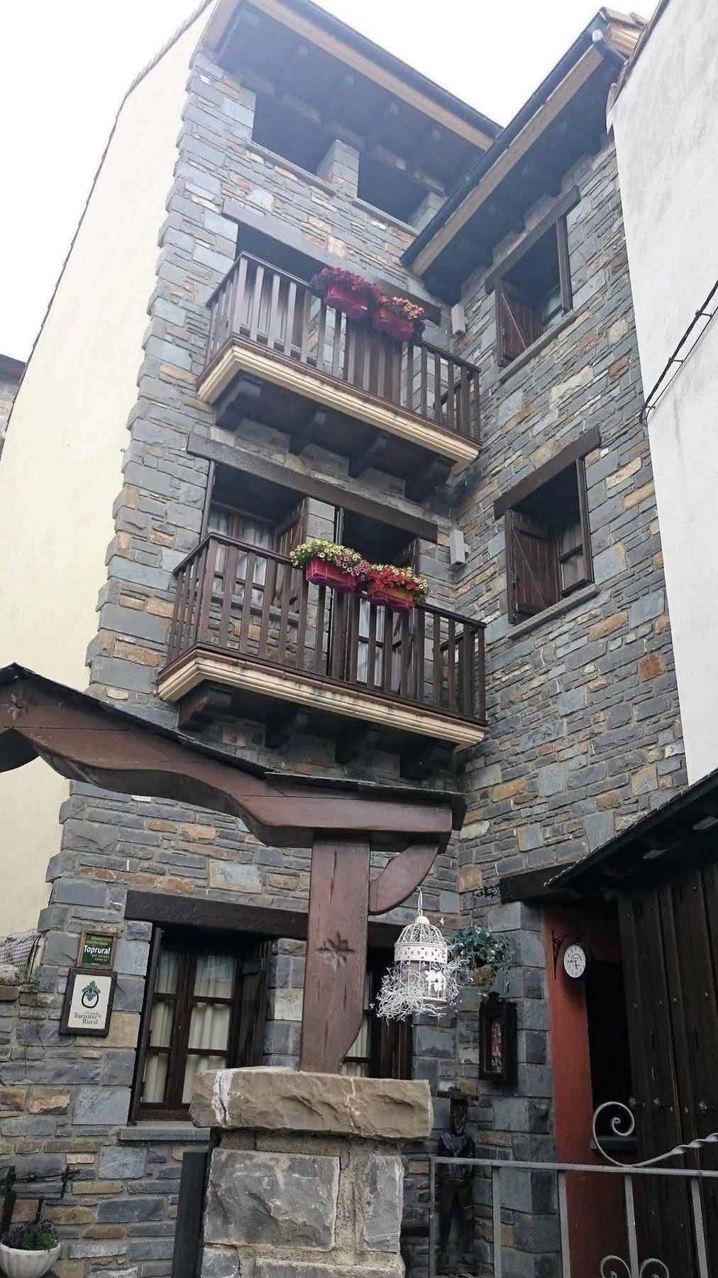 El Rincon De Andrea Apartamentos Biescas  Esterno foto