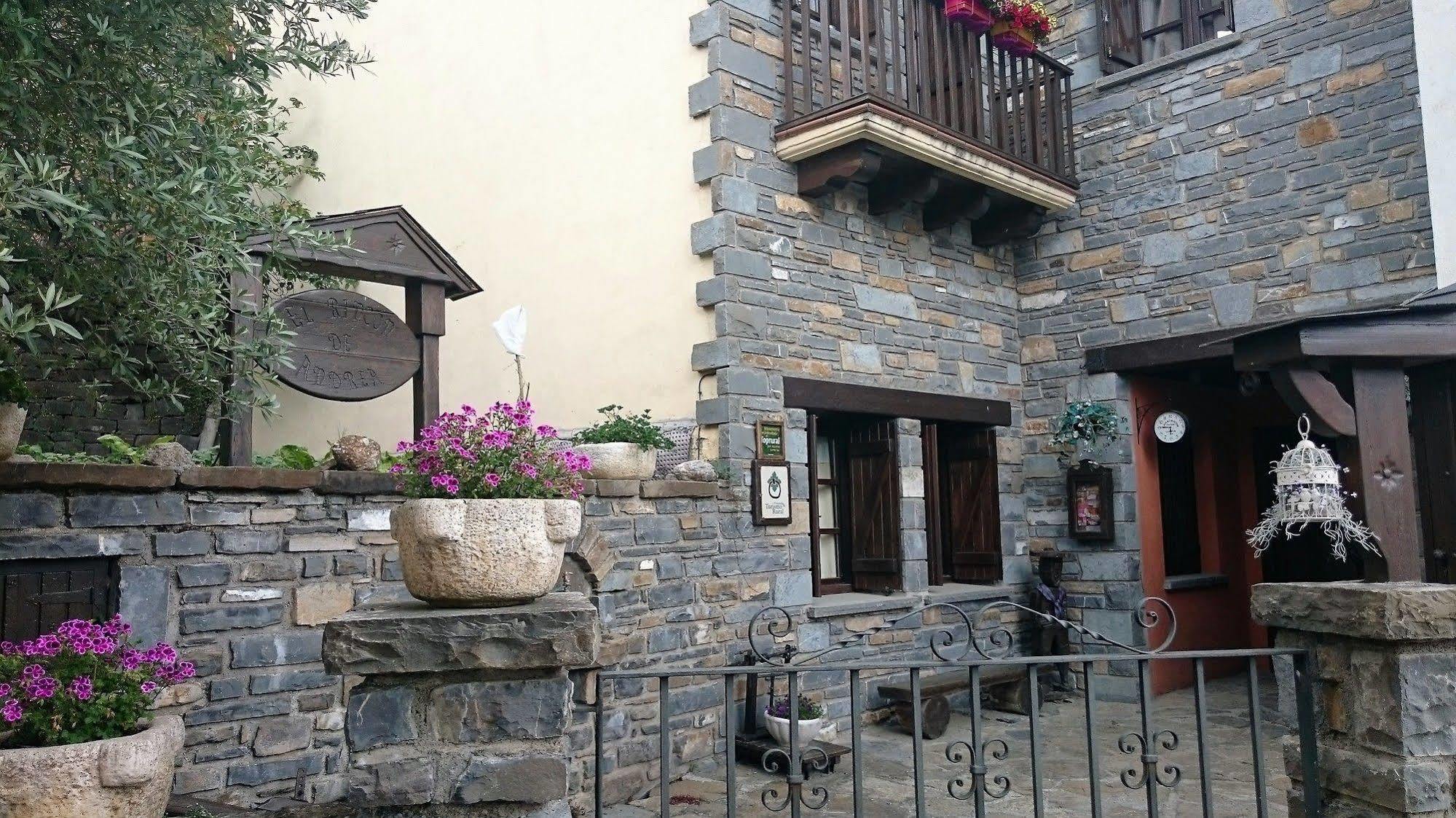 El Rincon De Andrea Apartamentos Biescas  Esterno foto